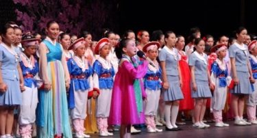 〈民族教育と朝鮮舞踊18〉「在日朝鮮学生少年芸術団」ソウル・全州公演（2002年9月2～9日）