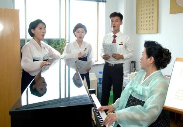 민족음악교육을 강화하기 위한 사업 적극 추진
